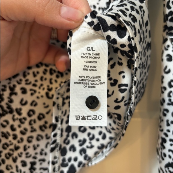 Dynamite Leopard Cropped Blouse 🐆 - Picture 8 of 10